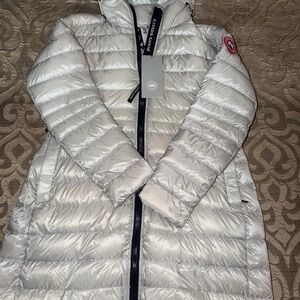 Canada Goose Women's Light Gray Puffer Jacket
